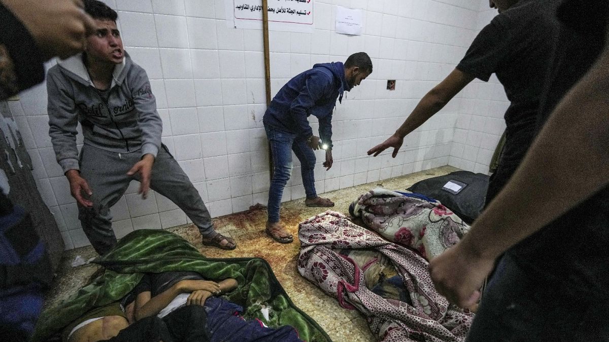 AB'den Gazze'ye çağrı: 'Soykırım suçlarının önlenmesi için İsrail'le ilişkiler askıya alınmalı'