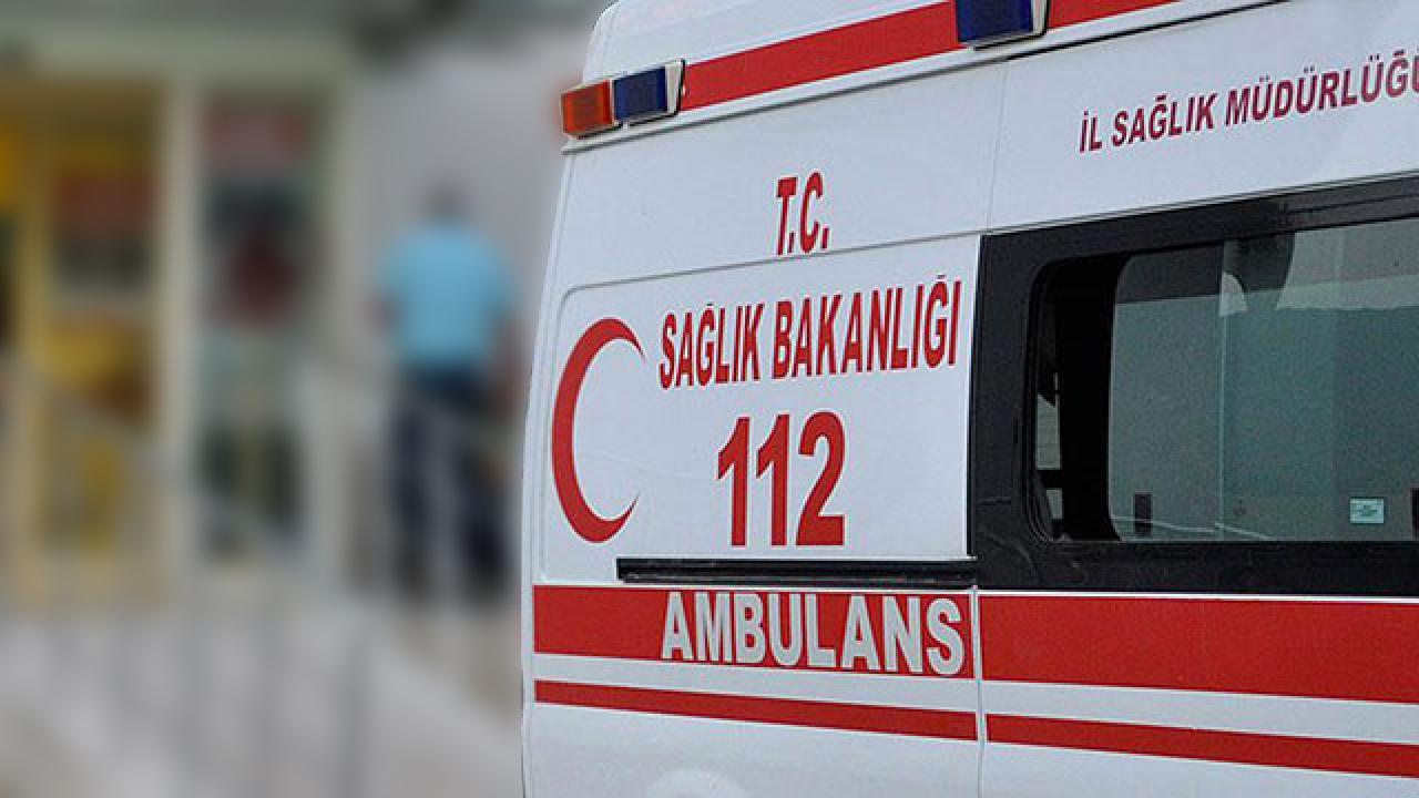 Balıkesir'de otomobil ile minibüs çarpıştı: 4 yaralı