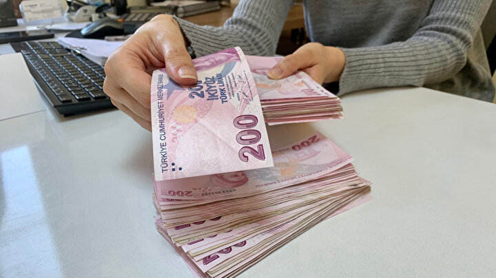 Yüksek Mahkeme Üyesinin İleri Sürdüğü Hukuk Mücadelesi ile Maaşlarda Büyük Artış Geliyor