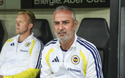 UEFA'ya Resmen Bildirildi! Fenerbahçe'nin Avrupa Kadrosunda Şaşırtan İsimler Yer Aldı